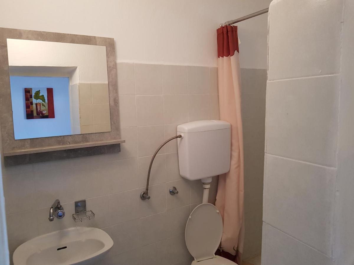 לופאר Apartments Nikol מראה חיצוני תמונה