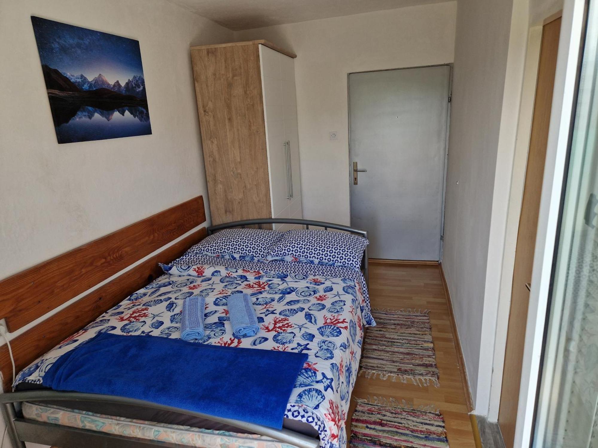 לופאר Apartments Nikol מראה חיצוני תמונה