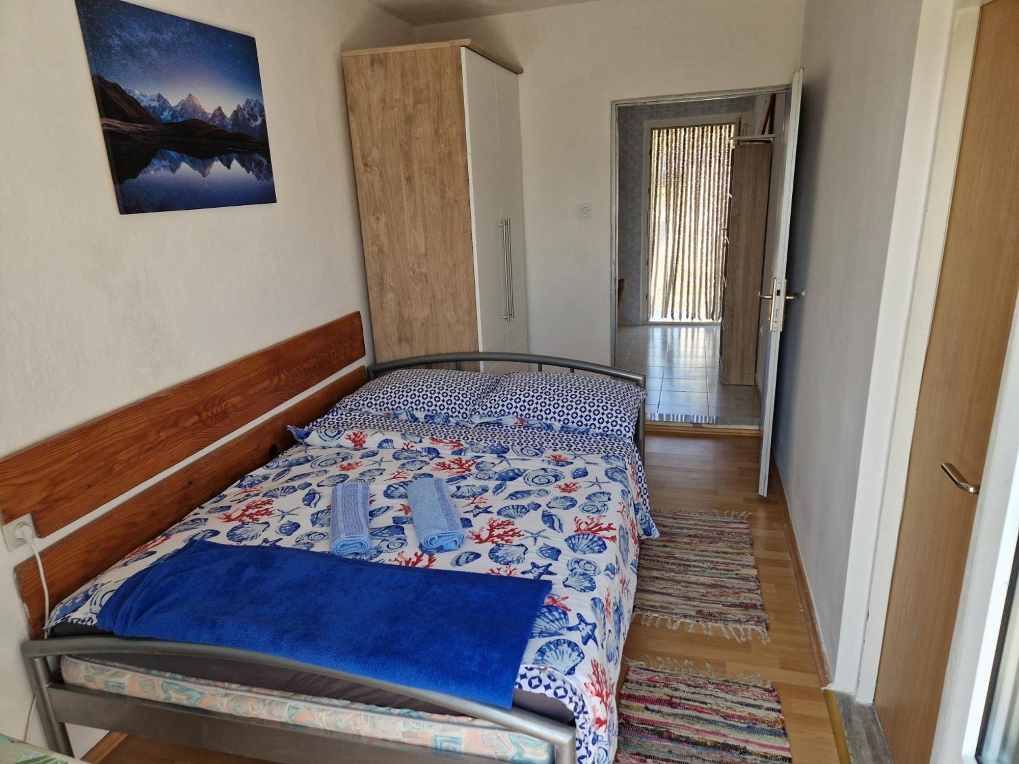 לופאר Apartments Nikol מראה חיצוני תמונה